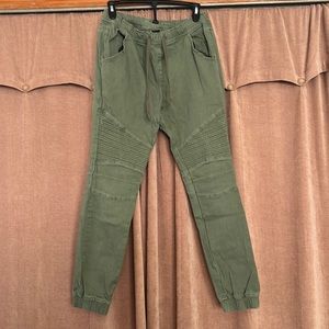 Green cargo pants